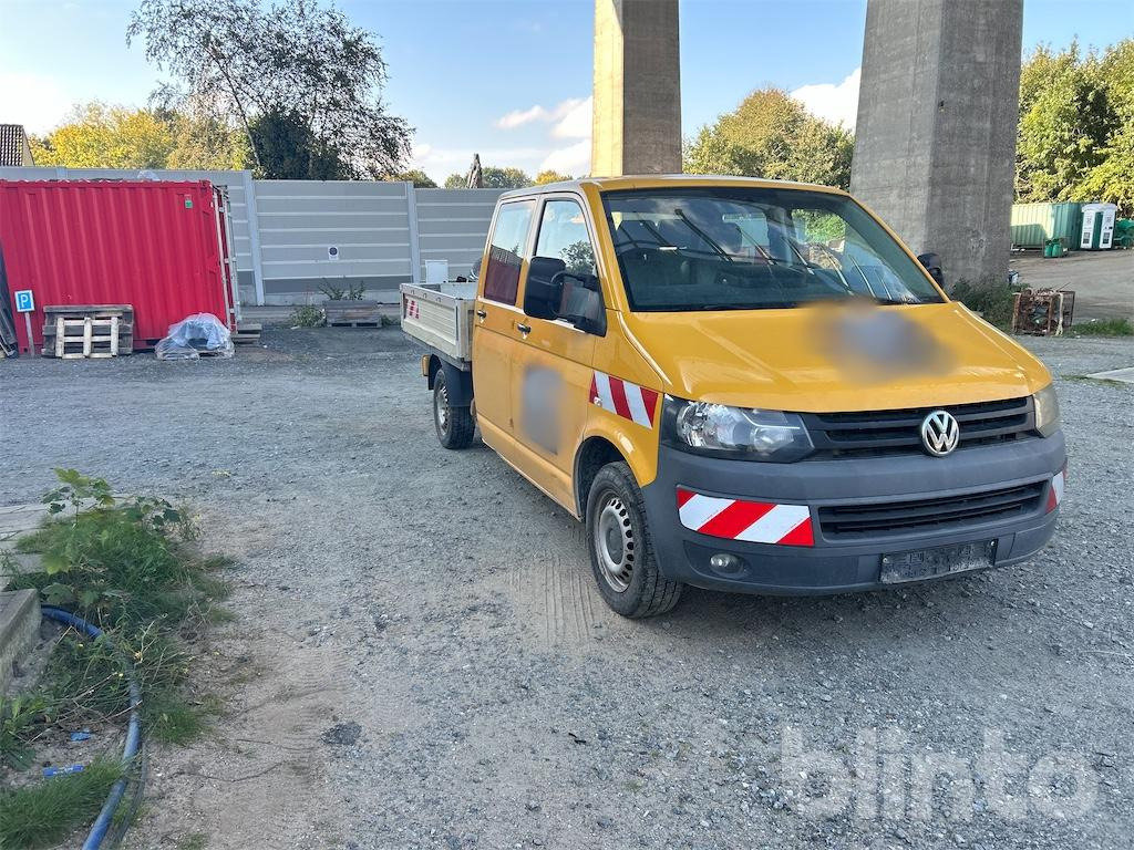 Volkswagen T5 (2010) - Utilitaire plateau, Utilitaire double cabine: photos 2 Volkswagen T5 (2010) - Utilitaire plateau, Utilitaire double cabine: photos 2