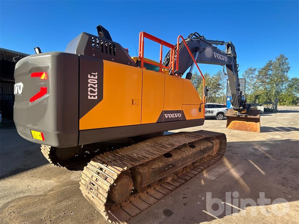 Volvo EC220EL - Pelle sur chenille: photos 3 Volvo EC220EL - Pelle sur chenille: photos 3