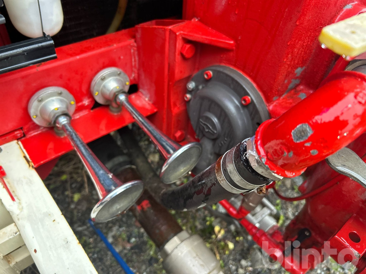 Camion de pompier Volvo F7 4X2: photos 12 Camion de pompier Volvo F7 4X2: photos 12