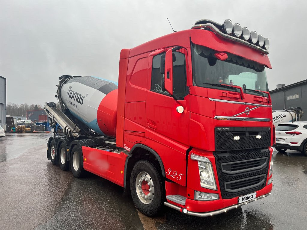 Volvo FH 8*4 12.8 I-Shift - Camion malaxeur: photos 3 Volvo FH 8*4 12.8 I-Shift - Camion malaxeur: photos 3