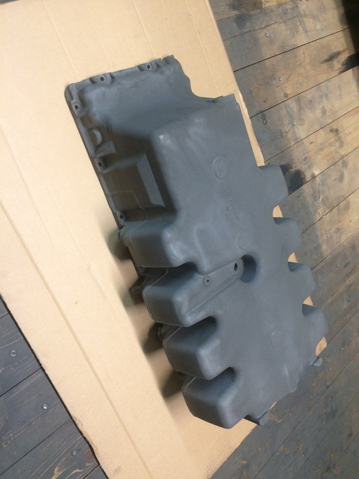 COPPA OLIO MAN 51058015659 - MOTORE MAN D0836LOH / D0826LOH - Carter d'huile: photos 2 COPPA OLIO MAN 51058015659 - MOTORE MAN D0836LOH / D0826LOH - Carter d'huile: photos 2