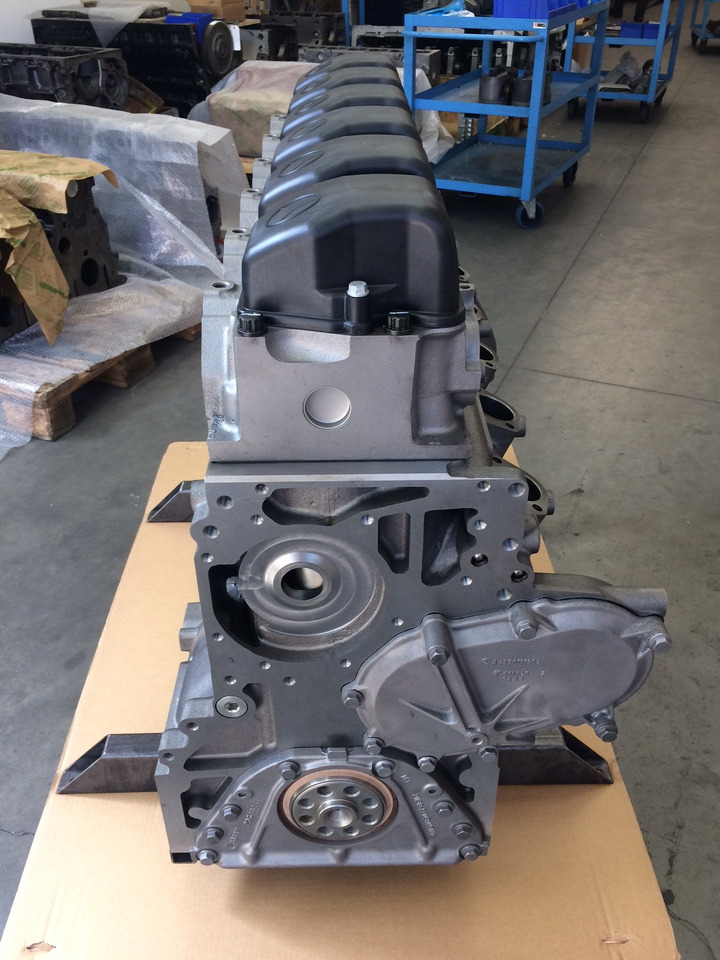 MOTORE MERCEDES OM457LA / OM457HLA - EURO 4 / EURO 5 - Moteur: photos 4 MOTORE MERCEDES OM457LA / OM457HLA - EURO 4 / EURO 5 - Moteur: photos 4