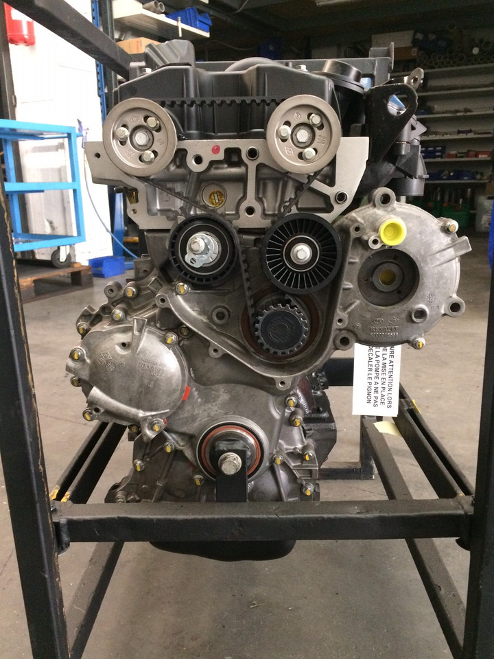 MOTORE SEMICOMPLETO RENAULT G9U-A6 PER VEICOLO RENAULT MASTER - Moteur: photos 3 MOTORE SEMICOMPLETO RENAULT G9U-A6 PER VEICOLO RENAULT MASTER - Moteur: photos 3