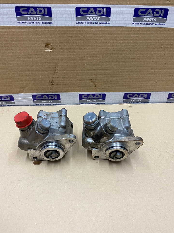POMPA IDRAULICA MAN 81471016136 - Pompe hydraulique: photos 1 POMPA IDRAULICA MAN 81471016136 - Pompe hydraulique: photos 1