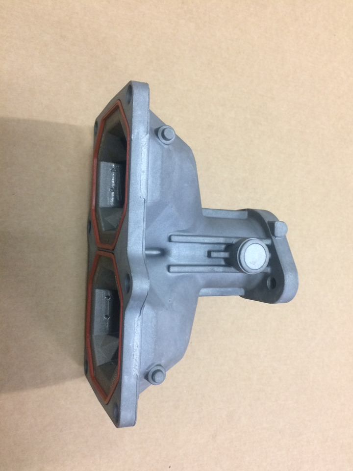 SARACINESCA EGR RIF. MAN 51081506101 - Moteur et pièces pour Camion: photos 4 SARACINESCA EGR RIF. MAN 51081506101 - Moteur et pièces pour Camion: photos 4