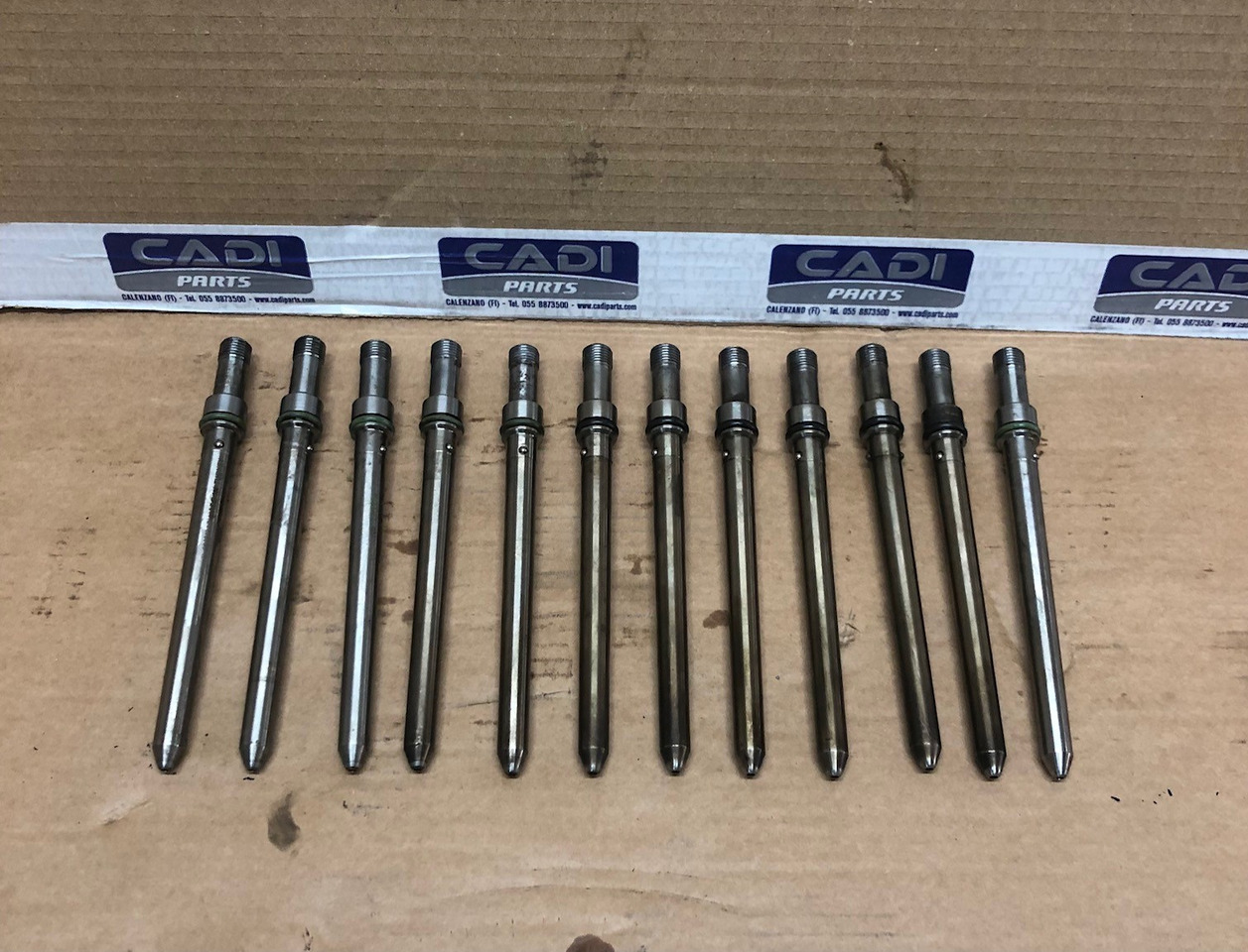 TUBO RACCORDO PRESSIONE INIETTORE BOSCH F 00R J02 047 - Injecteur pour Camion: photos 1 TUBO RACCORDO PRESSIONE INIETTORE BOSCH F 00R J02 047 - Injecteur pour Camion: photos 1