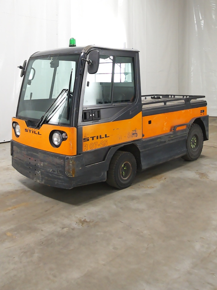 Linde P250 - Chariot tracteur: photos 1 Linde P250 - Chariot tracteur: photos 1