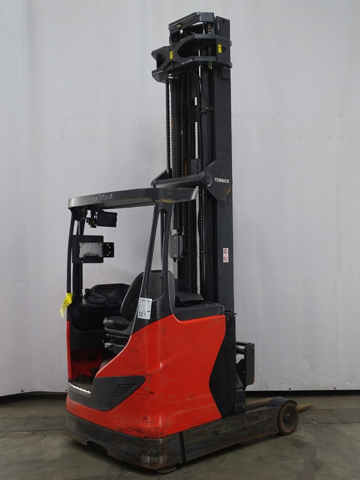 Linde R14HD-01 - Chariot à mât rétractable: photos 2 Linde R14HD-01 - Chariot à mât rétractable: photos 2