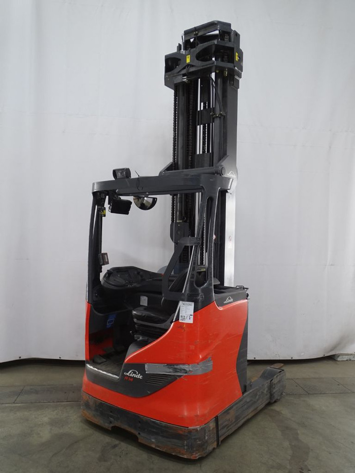 Linde R14HD-01 - Chariot à mât rétractable: photos 2 Linde R14HD-01 - Chariot à mât rétractable: photos 2