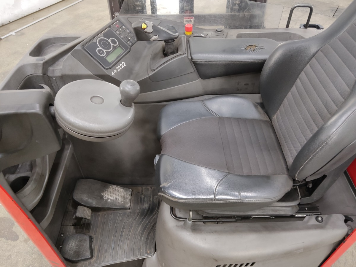 Linde R25F - Chariot à mât rétractable: photos 3 Linde R25F - Chariot à mât rétractable: photos 3