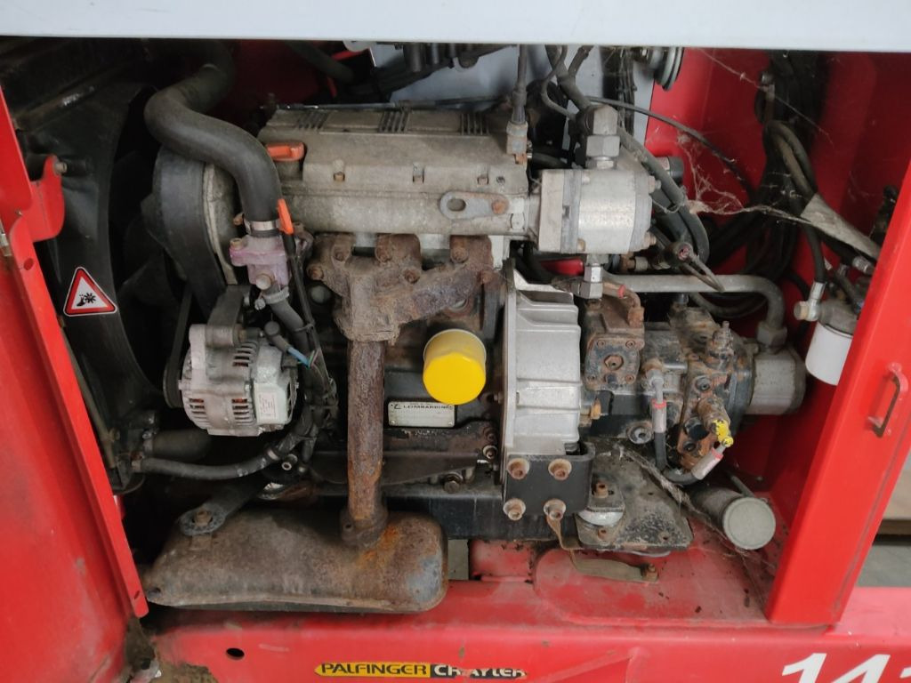 Palfinger F3-203PX - Chariot élévateur diesel: photos 4 Palfinger F3-203PX - Chariot élévateur diesel: photos 4
