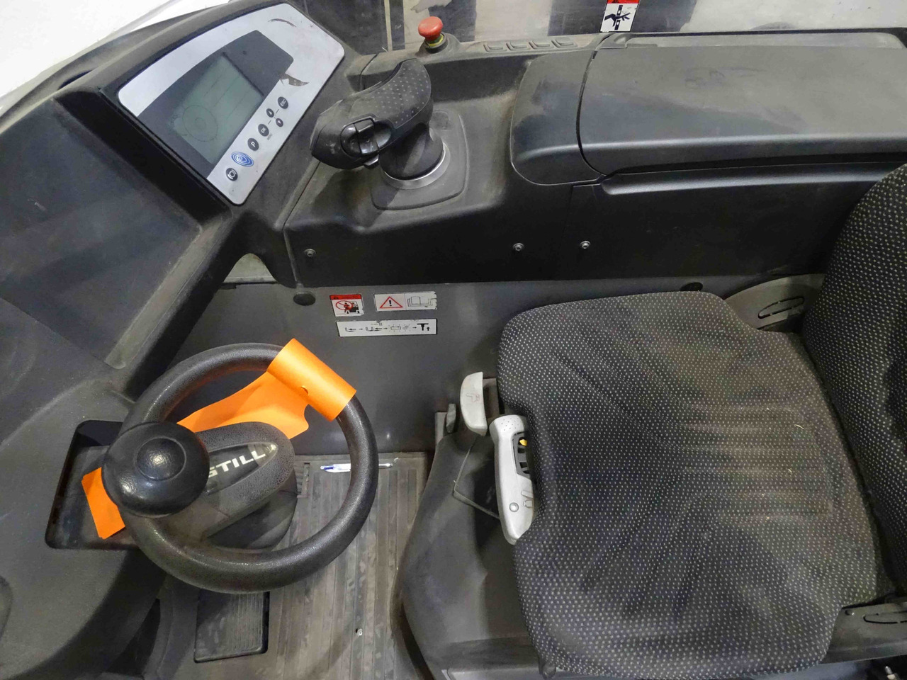 Still FM-X17 - Chariot à mât rétractable: photos 3 Still FM-X17 - Chariot à mât rétractable: photos 3