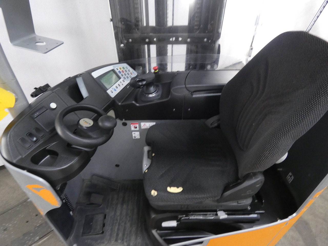 Still FM-X17 - Chariot à mât rétractable: photos 3 Still FM-X17 - Chariot à mât rétractable: photos 3