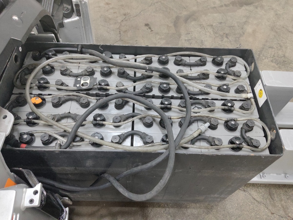 Still LTX70 - Chariot tracteur: photos 4 Still LTX70 - Chariot tracteur: photos 4