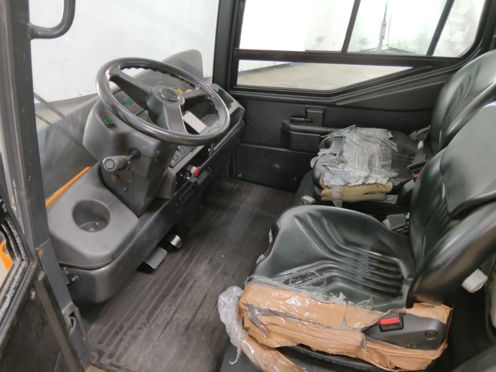Still R07-25 - Chariot tracteur: photos 3 Still R07-25 - Chariot tracteur: photos 3