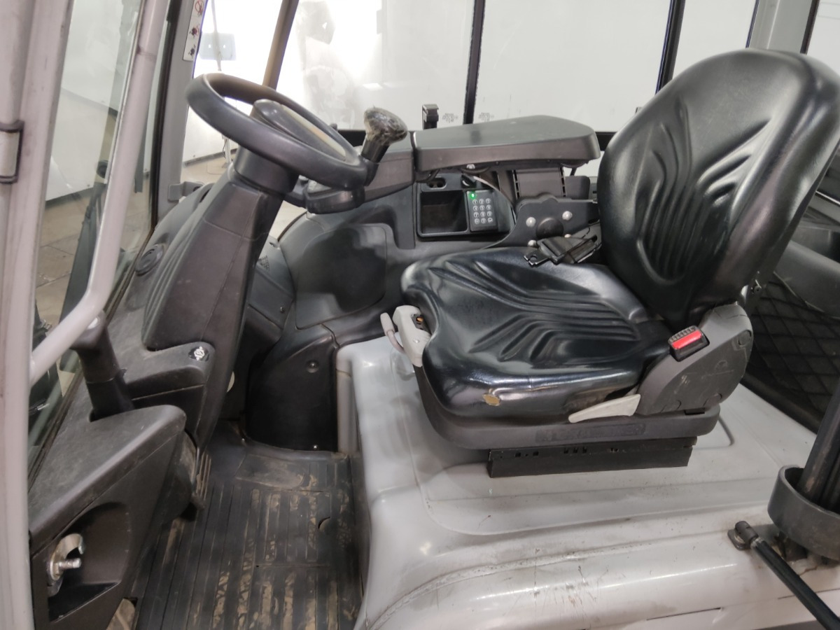 Still RX60-30 - Chariot élévateur électrique: photos 3 Still RX60-30 - Chariot élévateur électrique: photos 3