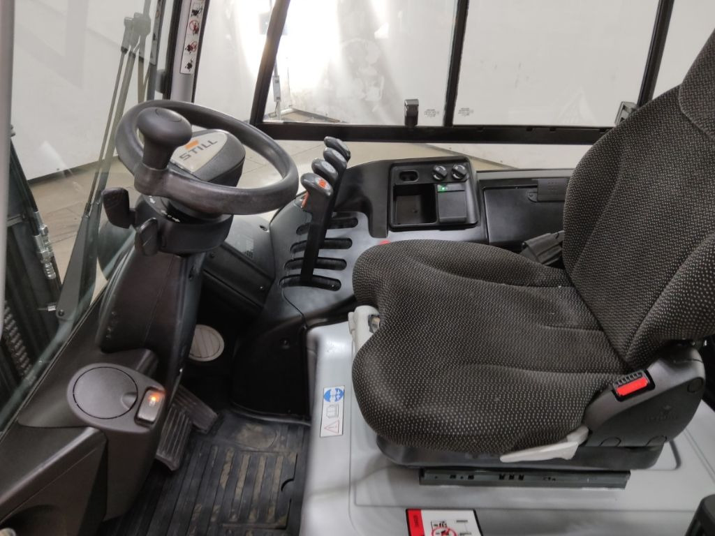 Still RX60-35 - Chariot élévateur électrique: photos 3 Still RX60-35 - Chariot élévateur électrique: photos 3