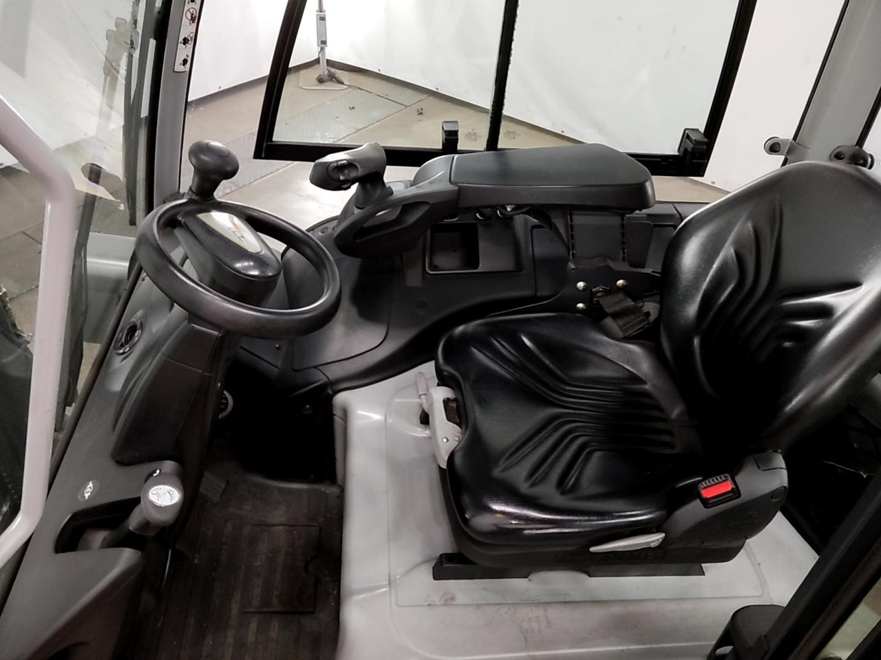 Still RX60-35 - Chariot élévateur électrique: photos 4 Still RX60-35 - Chariot élévateur électrique: photos 4