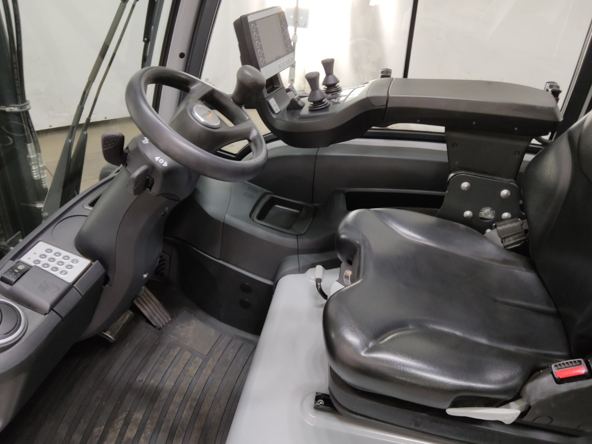 Still RX60-50 - Chariot élévateur électrique: photos 3 Still RX60-50 - Chariot élévateur électrique: photos 3