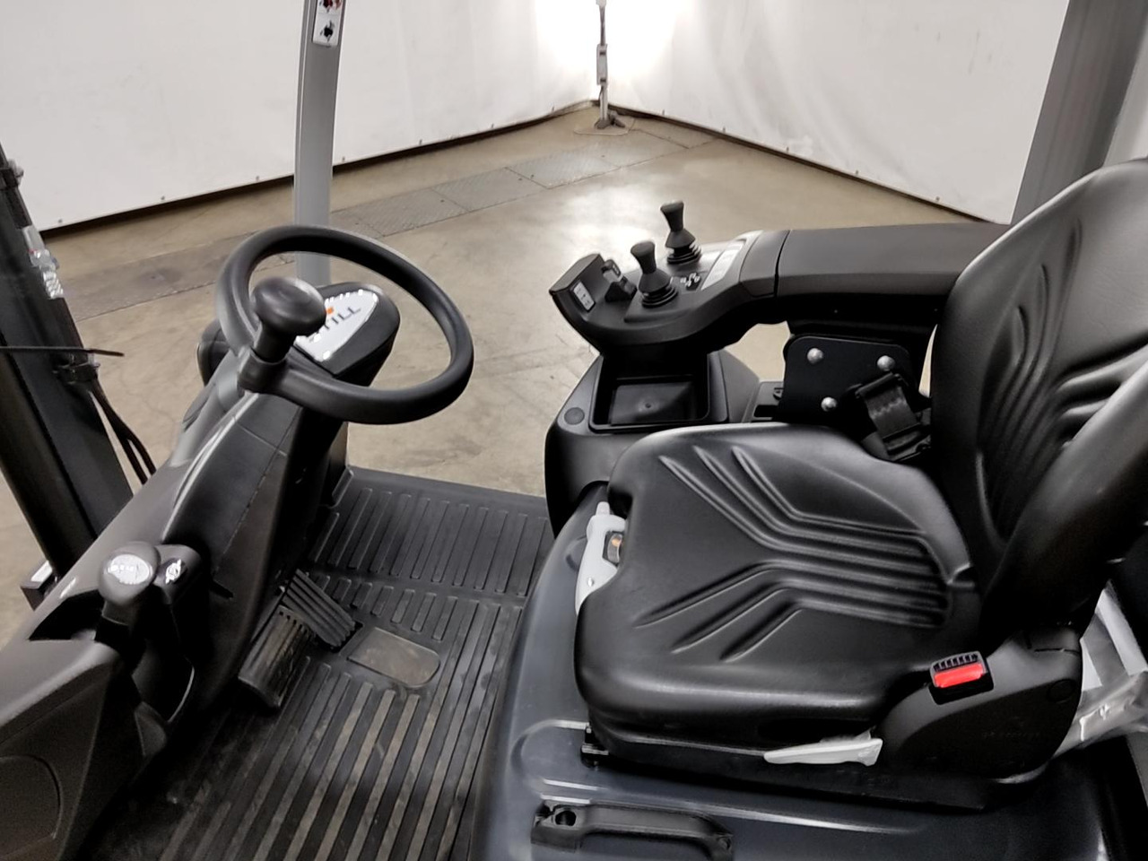 Chariot élévateur à gaz Still RX70-20T: photos 6 Chariot élévateur à gaz Still RX70-20T: photos 6