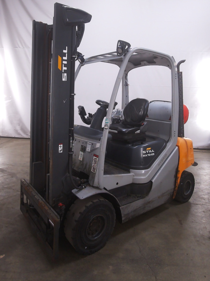 Still RX70-25T - Chariot élévateur: photos 1 Still RX70-25T - Chariot élévateur: photos 1
