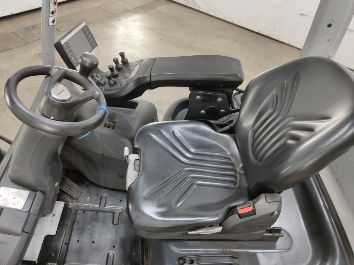 Still RX70-25T - Chariot élévateur: photos 3 Still RX70-25T - Chariot élévateur: photos 3