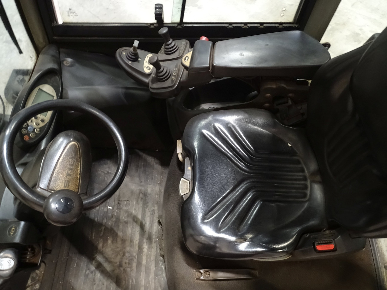 Still RX70-50/600 - Chariot élévateur diesel: photos 3 Still RX70-50/600 - Chariot élévateur diesel: photos 3