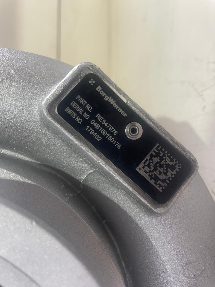 BorgWarner RE547978 - Turbocompresseur pour Tracteur agricole: photos 3 BorgWarner RE547978 - Turbocompresseur pour Tracteur agricole: photos 3