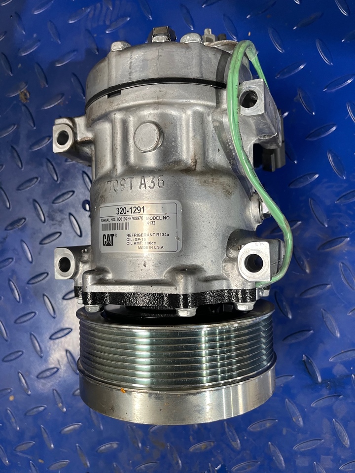 CAT 320-1291 Clima compressor - Compresseur de climatisation pour Engins de chantier: photos 2 CAT 320-1291 Clima compressor - Compresseur de climatisation pour Engins de chantier: photos 2
