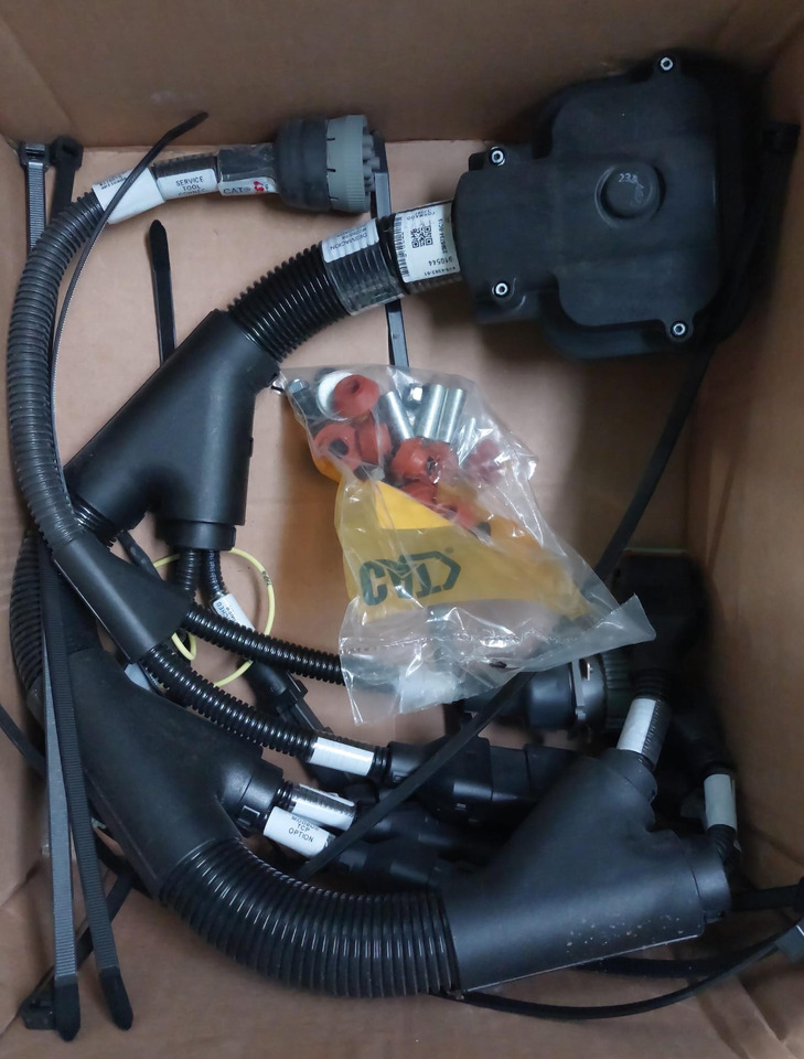 CATERPILLAR 473-7723 INSTALLATION GP-COMMUNICATION - Système électrique pour Matériel industriel: photos 1 CATERPILLAR 473-7723 INSTALLATION GP-COMMUNICATION - Système électrique pour Matériel industriel: photos 1