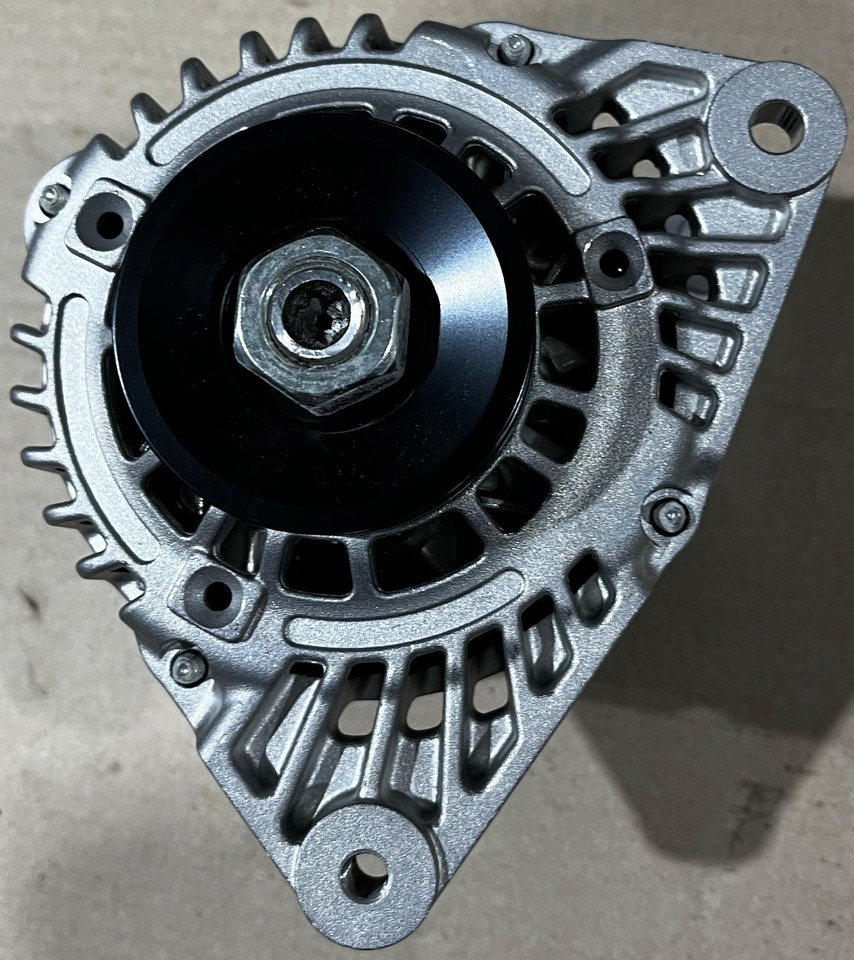 CATERPILLAR - Alternateur pour Engins de chantier: photos 3 CATERPILLAR - Alternateur pour Engins de chantier: photos 3