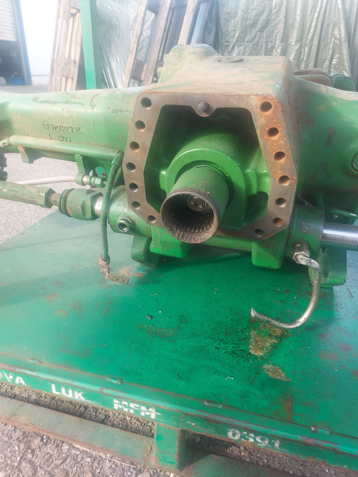 JOHN DEERE Front Axle AL206207: MFWD - Essieu avant pour Tracteur agricole: photos 3 JOHN DEERE Front Axle AL206207: MFWD - Essieu avant pour Tracteur agricole: photos 3