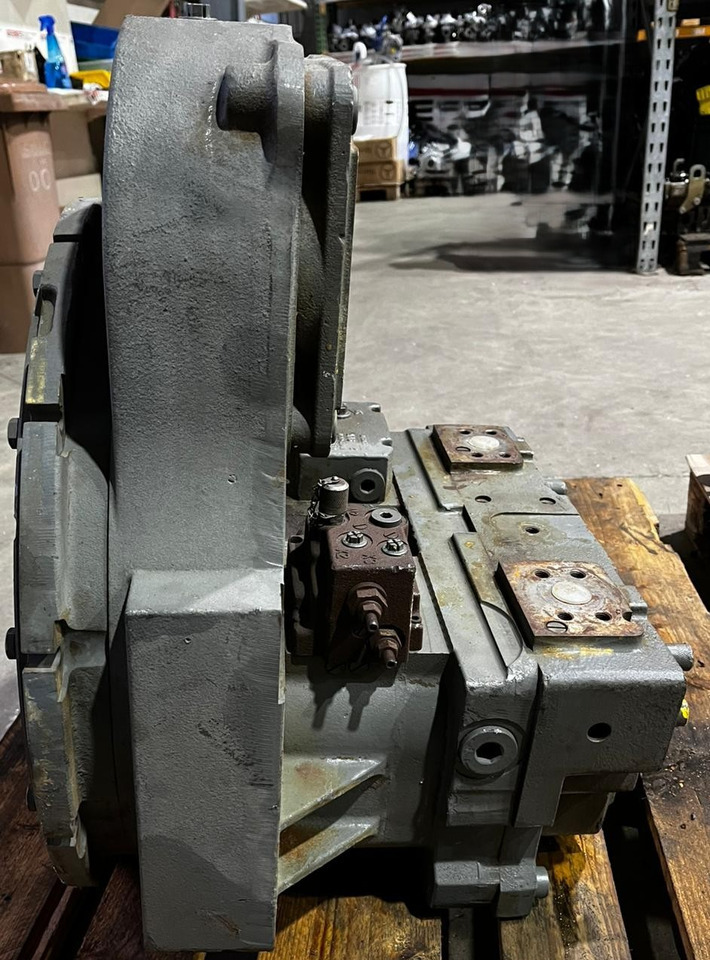 LIEBHERR Axial Piston Pump DPVP0108 - Pompe hydraulique: photos 3 LIEBHERR Axial Piston Pump DPVP0108 - Pompe hydraulique: photos 3