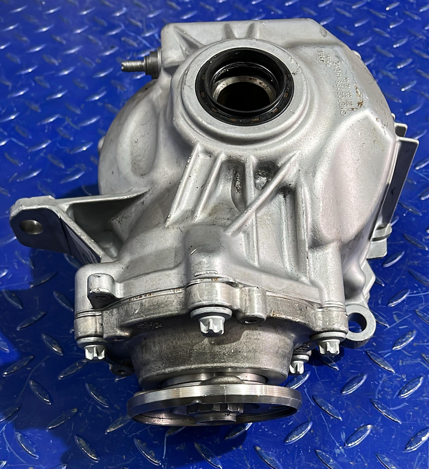 MERCEDES-BENZ Front differential A2213307801 - Différentiel: photos 3 MERCEDES-BENZ Front differential A2213307801 - Différentiel: photos 3