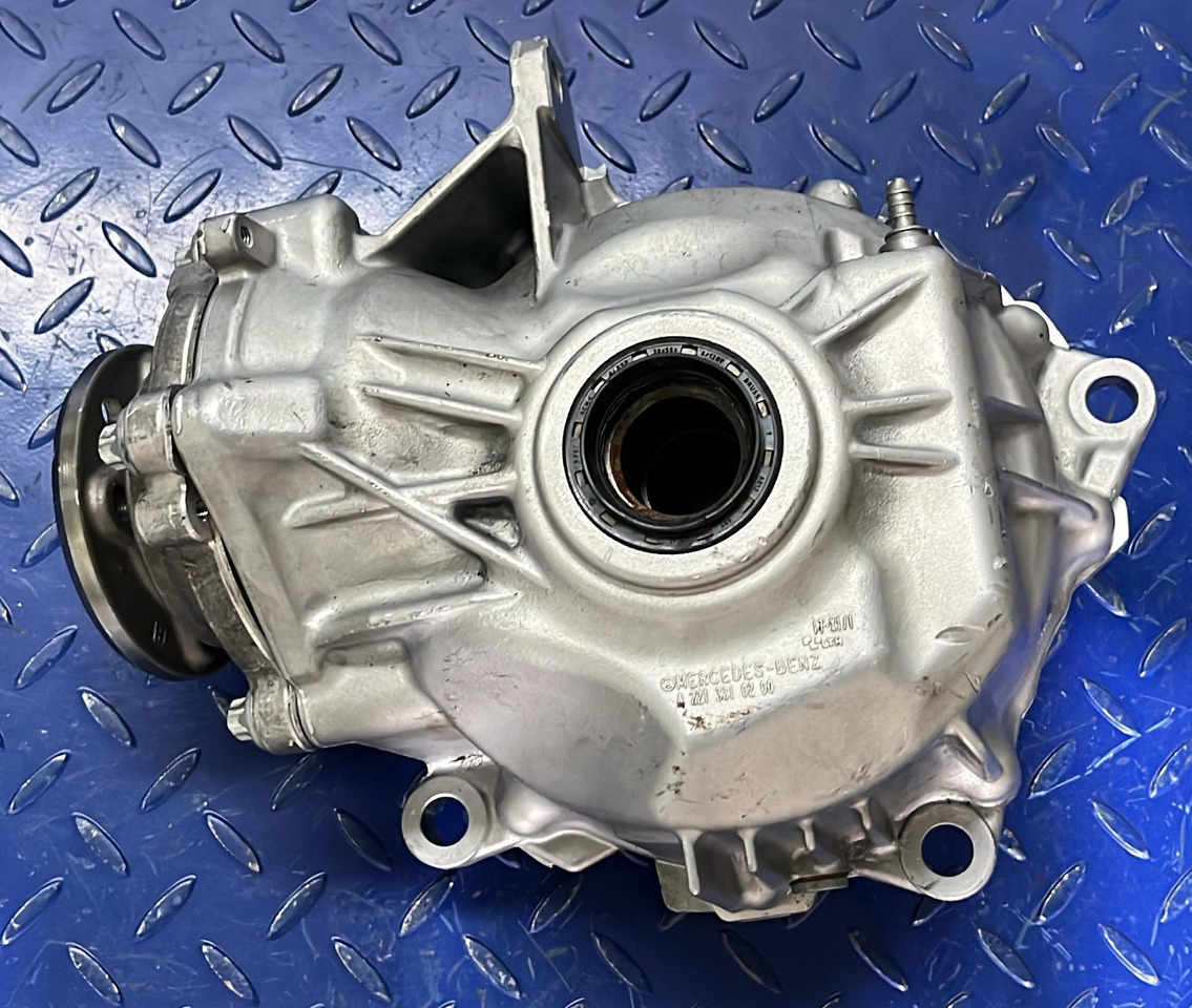 MERCEDES-BENZ Front differential A2213307801 - Différentiel: photos 2 MERCEDES-BENZ Front differential A2213307801 - Différentiel: photos 2