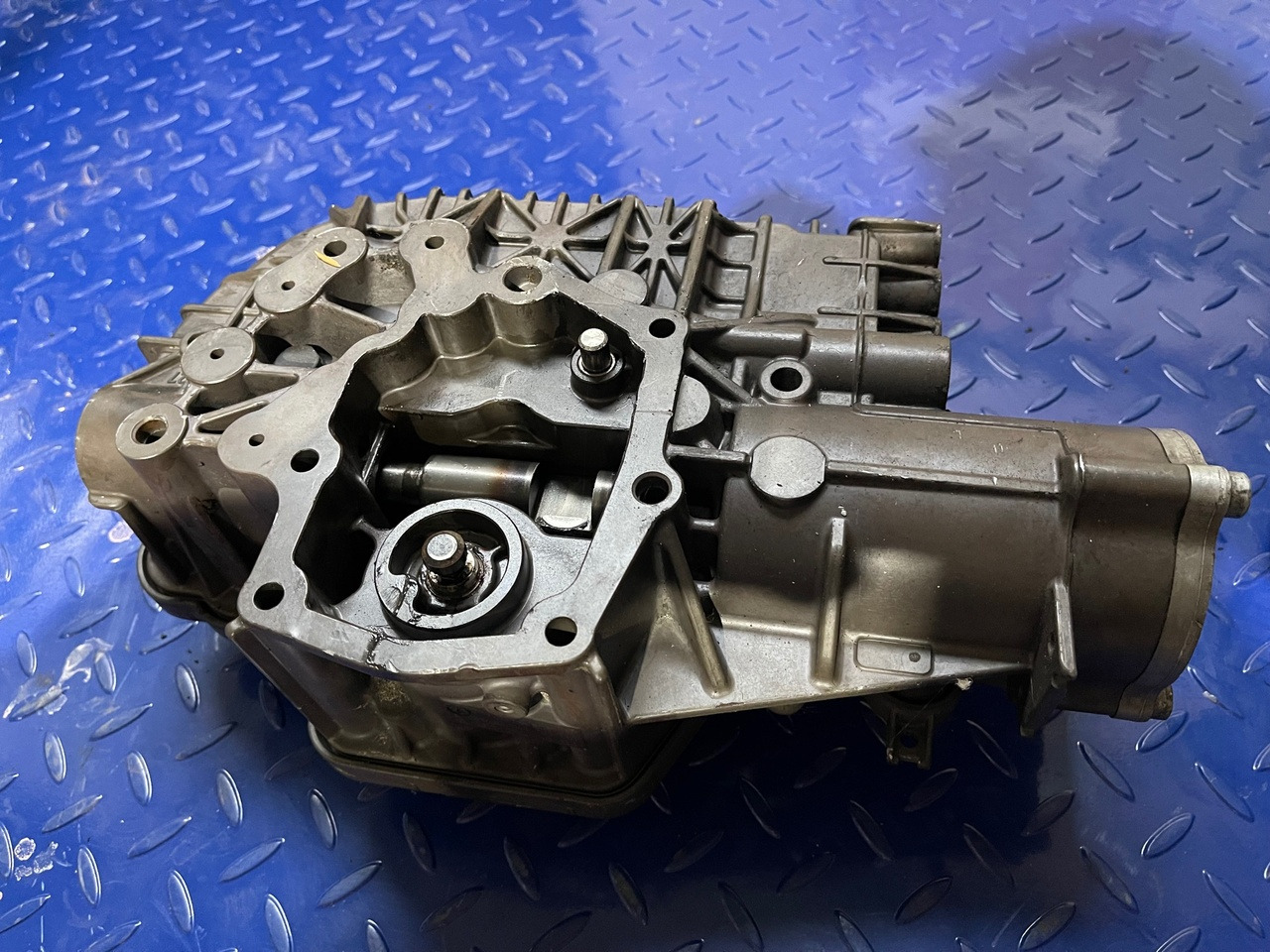 Mercedes Actros Arocs Euro 6 FESTO TCM VIRGIN Gear Selector 4463534021 Gear Selector a0204461109 - Boîte de vitesse et pièces pour Camion: photos 5 Mercedes Actros Arocs Euro 6 FESTO TCM VIRGIN Gear Selector 4463534021 Gear Selector a0204461109 - Boîte de vitesse et pièces pour Camion: photos 5