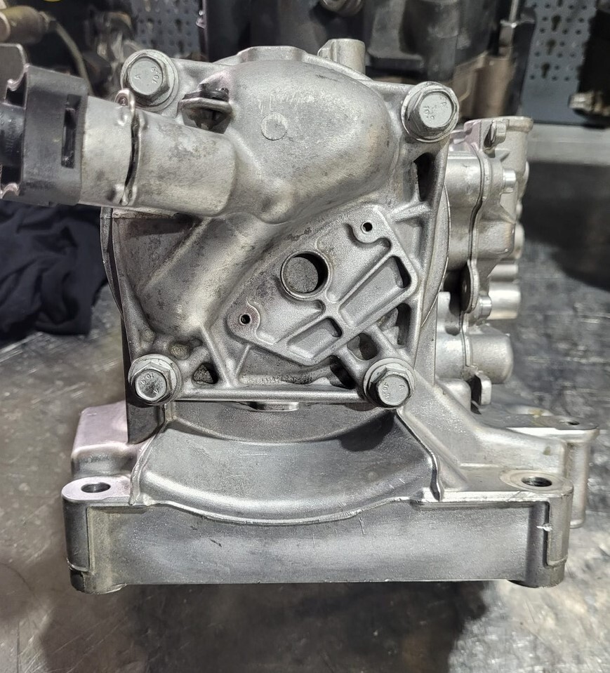 Mercedes Actros Fuel Filter Housing A4710909352 - Filtre à carburant pour Camion: photos 2 Mercedes Actros Fuel Filter Housing A4710909352 - Filtre à carburant pour Camion: photos 2