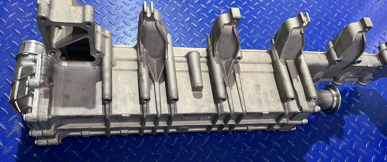 Mercedes Benz EGR ACTROS MP4 A4711406775 - Système d'échappement pour Camion: photos 2 Mercedes Benz EGR ACTROS MP4 A4711406775 - Système d'échappement pour Camion: photos 2