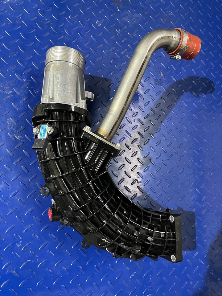 Mercedes-Benz EURO 6 Pressure Sensor A0101535428 - Système d'admission d'air: photos 1 Mercedes-Benz EURO 6 Pressure Sensor A0101535428 - Système d'admission d'air: photos 1