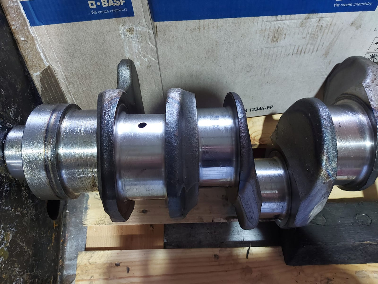Mercedes Crankshaft OM473 Euro 6 - Vilebrequin: photos 3 Mercedes Crankshaft OM473 Euro 6 - Vilebrequin: photos 3