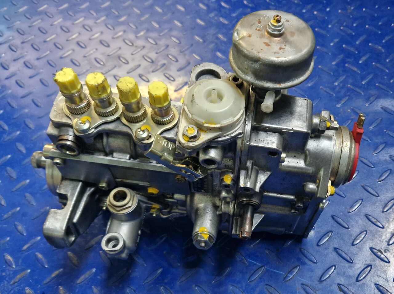 BOSCH INJECTION PUMP 0400074876 - Pièces de rechange pour Autre matériel: photos 5 BOSCH INJECTION PUMP 0400074876 - Pièces de rechange pour Autre matériel: photos 5