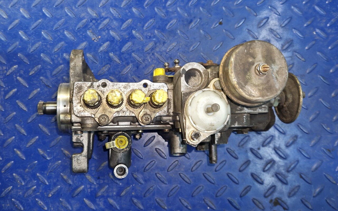 BOSCH INJECTION PUMP 0400074884 - Pièces de rechange pour Autre matériel: photos 4 BOSCH INJECTION PUMP 0400074884 - Pièces de rechange pour Autre matériel: photos 4