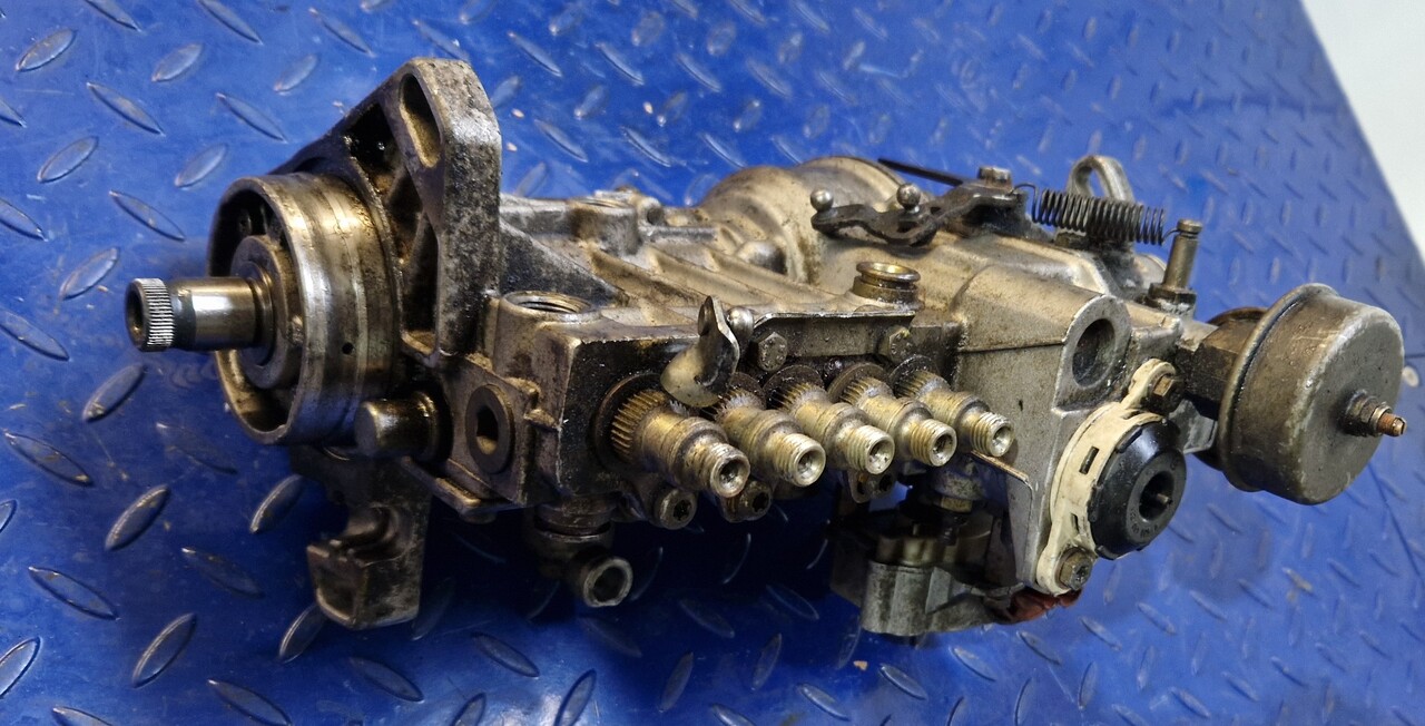 BOSCH INJECTION PUMP 0400075926 - Pièces de rechange pour Autre matériel: photos 5 BOSCH INJECTION PUMP 0400075926 - Pièces de rechange pour Autre matériel: photos 5