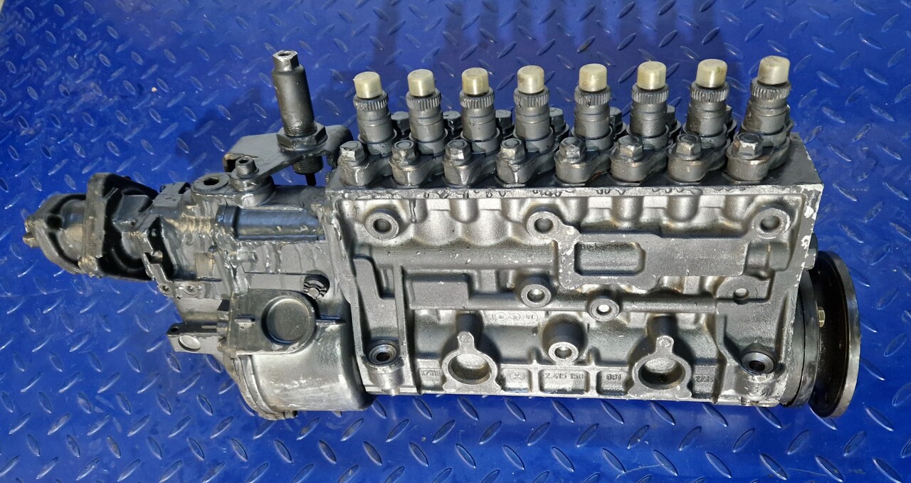 BOSCH INJECTION PUMP 0402648921 - Pièces de rechange pour Autre matériel: photos 1 BOSCH INJECTION PUMP 0402648921 - Pièces de rechange pour Autre matériel: photos 1