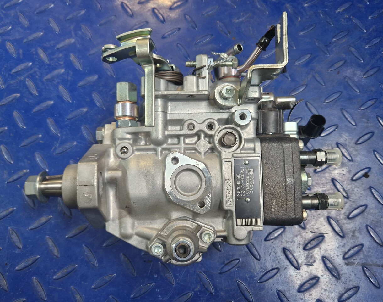 DENSO INJECTION PUMP ME202646 - Pièces de rechange pour Camion: photos 2 DENSO INJECTION PUMP ME202646 - Pièces de rechange pour Camion: photos 2