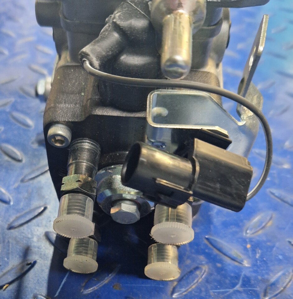 DENSO INJECTION PUMP ME202646 - Pièces de rechange pour Camion: photos 5 DENSO INJECTION PUMP ME202646 - Pièces de rechange pour Camion: photos 5
