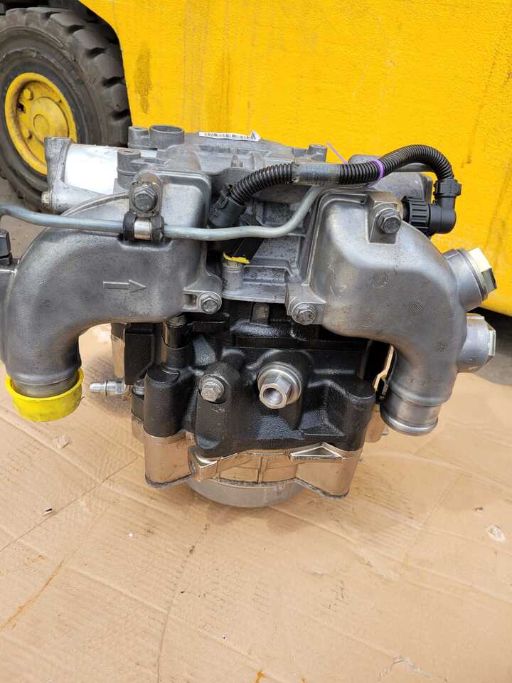 Pièces de frein pour Camion neuf Retarder Mercedes Actros MP4 A0004308495 Voith brake retarder: photos 9