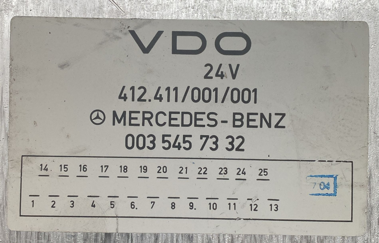 VDO MERCEDES ACTROS 0035457332 - Bloc de gestion: photos 4 VDO MERCEDES ACTROS 0035457332 - Bloc de gestion: photos 4