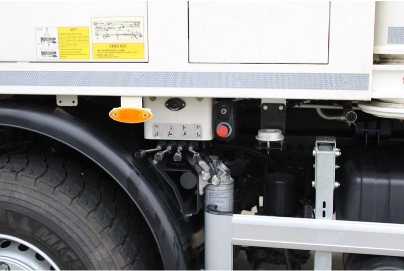 Camion pompe neuf Mercedes-Benz Arocs 4140 8x4 Sany SY49 Concrete Pump Build by Putzmeister: photos 12