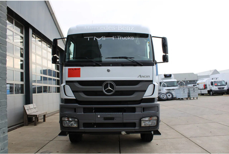 Mercedes-Benz Axor 3344 K 6x4 Tipper Truck - Camion benne: photos 5 Mercedes-Benz Axor 3344 K 6x4 Tipper Truck - Camion benne: photos 5